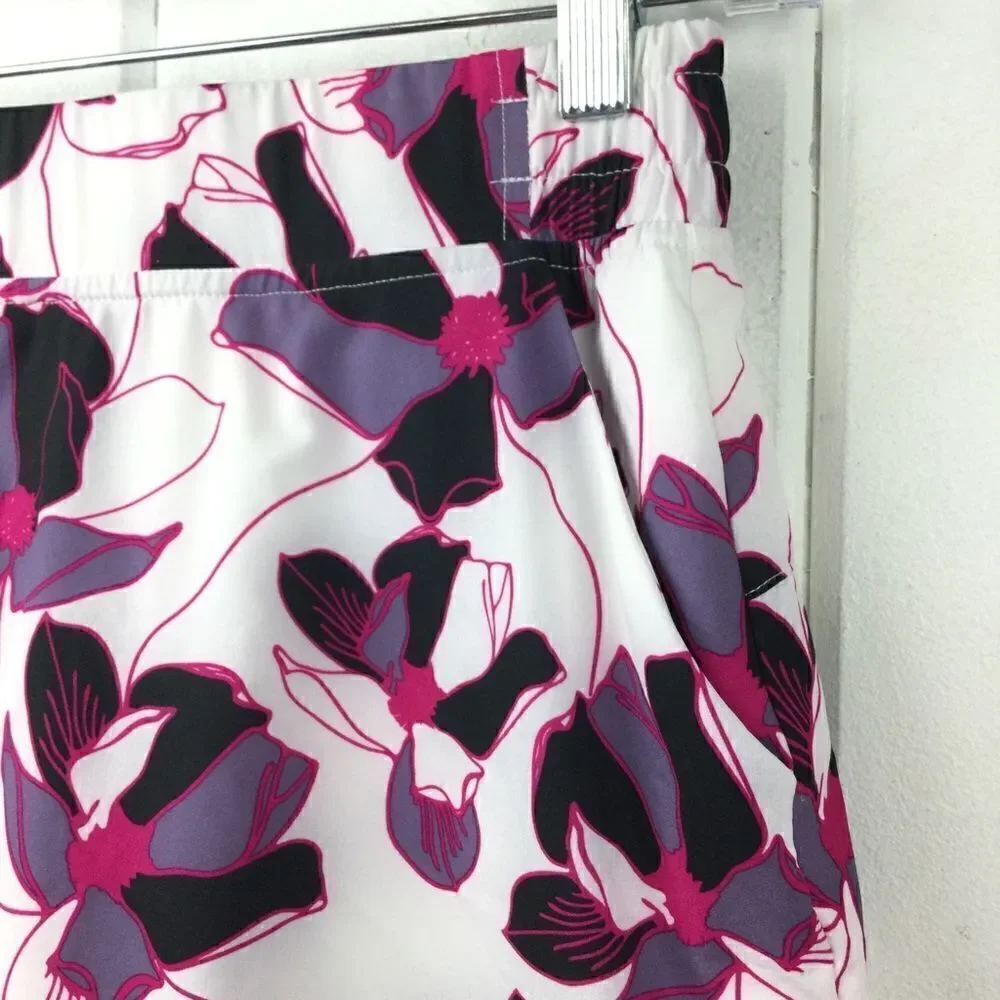 Slazenger Golf Tennis Floral Skort White w/Black, Purple, Pink Flowers, Size XS‎